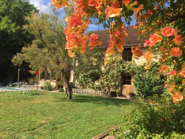 Le Clos De La Livre Bed & Breakfast Fontaine-sur-Ay Bagian luar foto