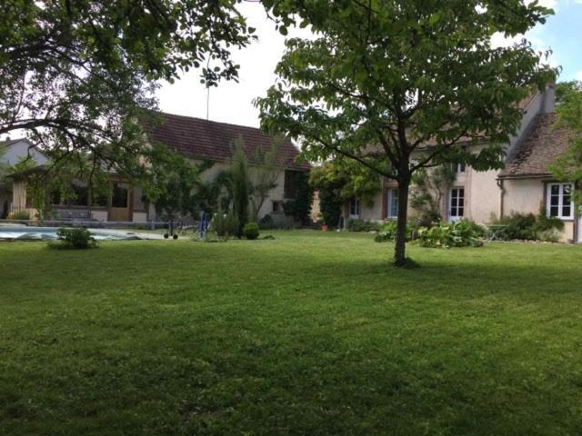 Le Clos De La Livre Bed & Breakfast Fontaine-sur-Ay Bagian luar foto